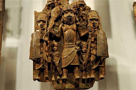  The Benin Bronzes: A Symphony of Brass and Narrative Power? 